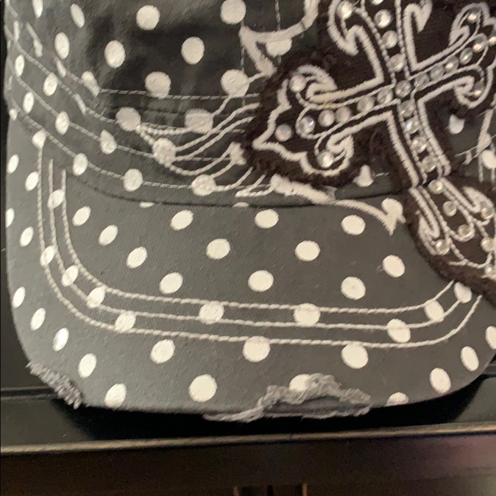 Adorable vintage chic hat - Picture 4 of 5